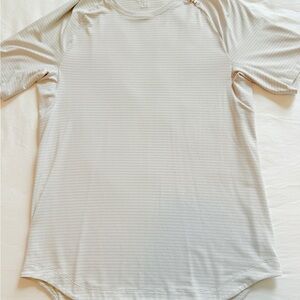 Lululemon Drysense Short sleeve shirt
